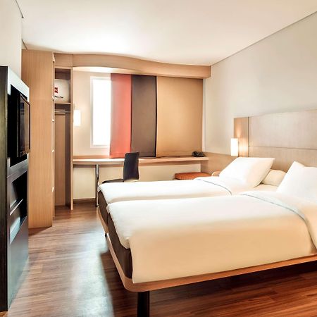 Ibis Gading Serpong Zewnętrze zdjęcie