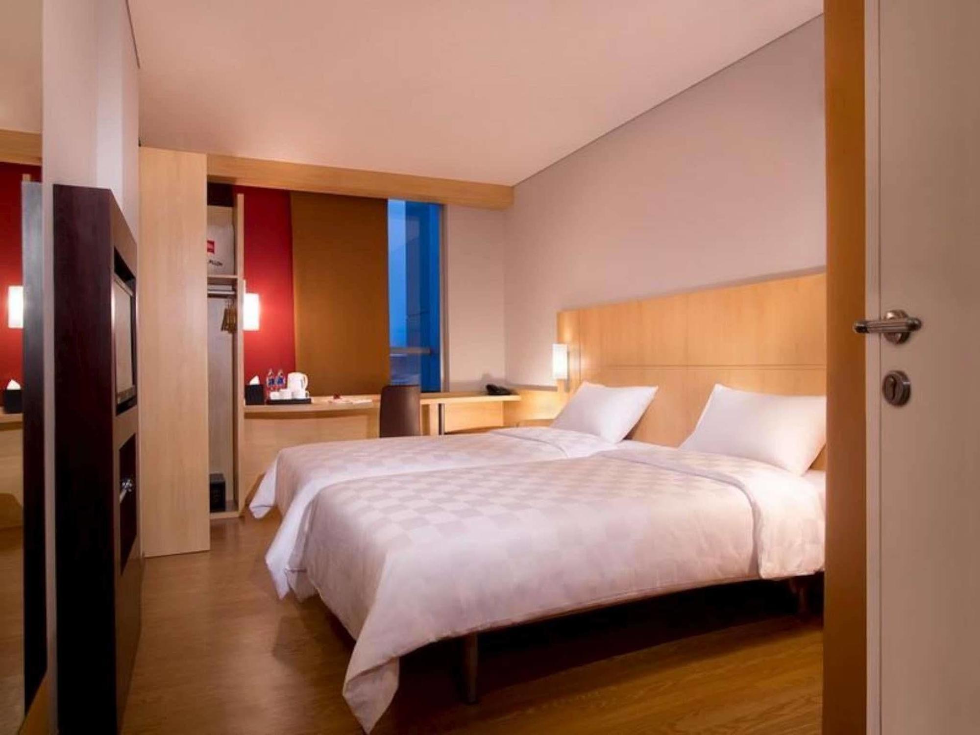 Ibis Gading Serpong Zewnętrze zdjęcie